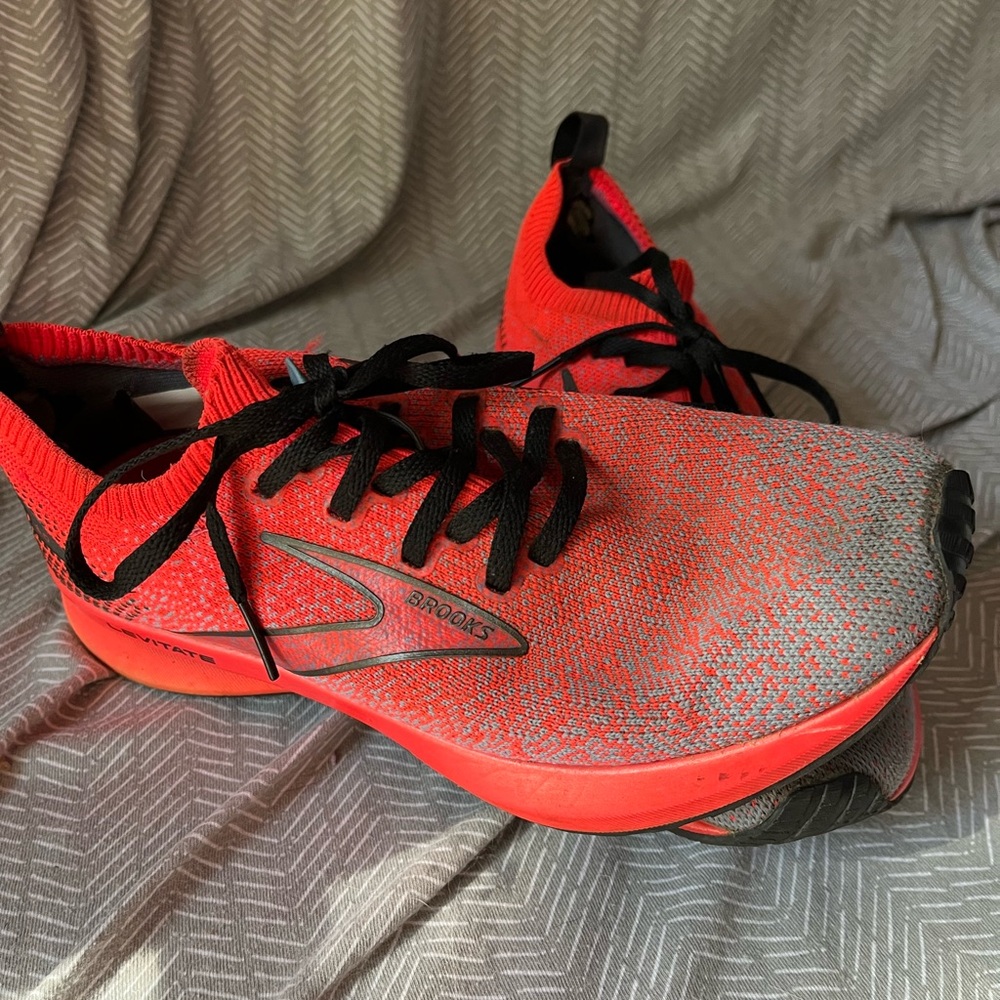 Brooks Levitate 5.0 Women’s 7.5